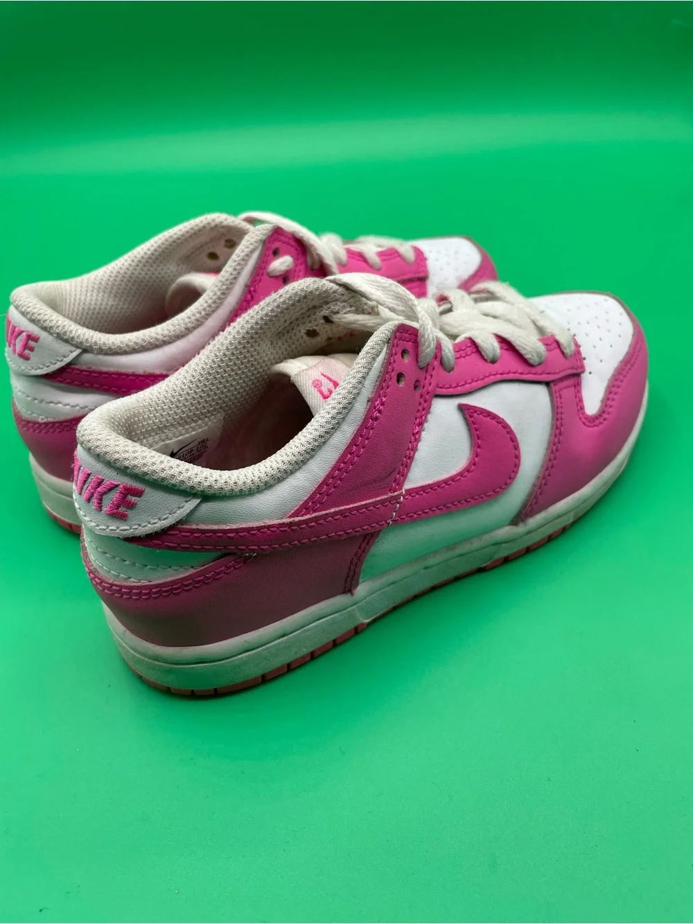 Nike Dunk Low GS Laser Fuchsia